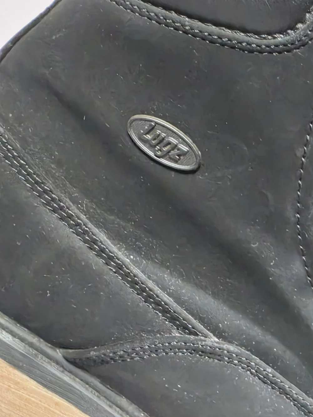 Lugz Men’s 10.5 Black Faux Fur Lined Work Boots Gum Lug Sole Winter Y2K